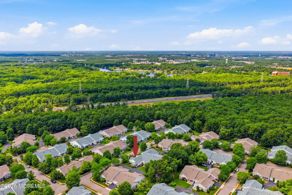 83 Jadelawns Drive Lakewood, NJ 08701