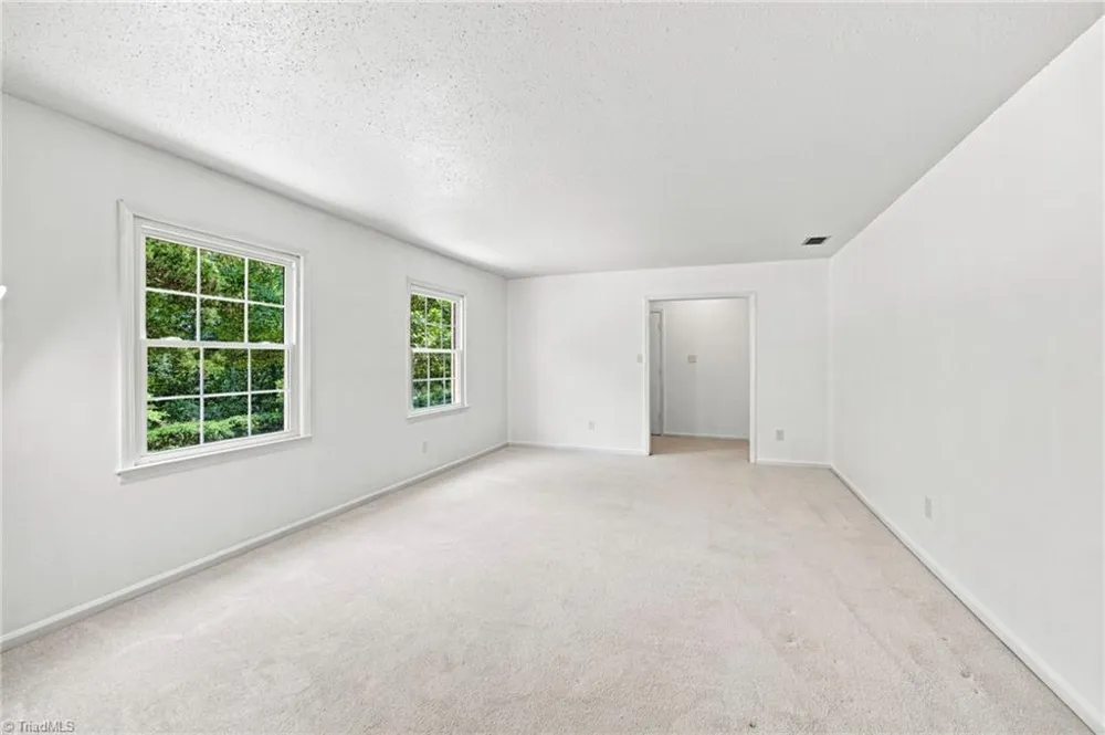 1045 S Magnolia Street Mooresville, NC 28115