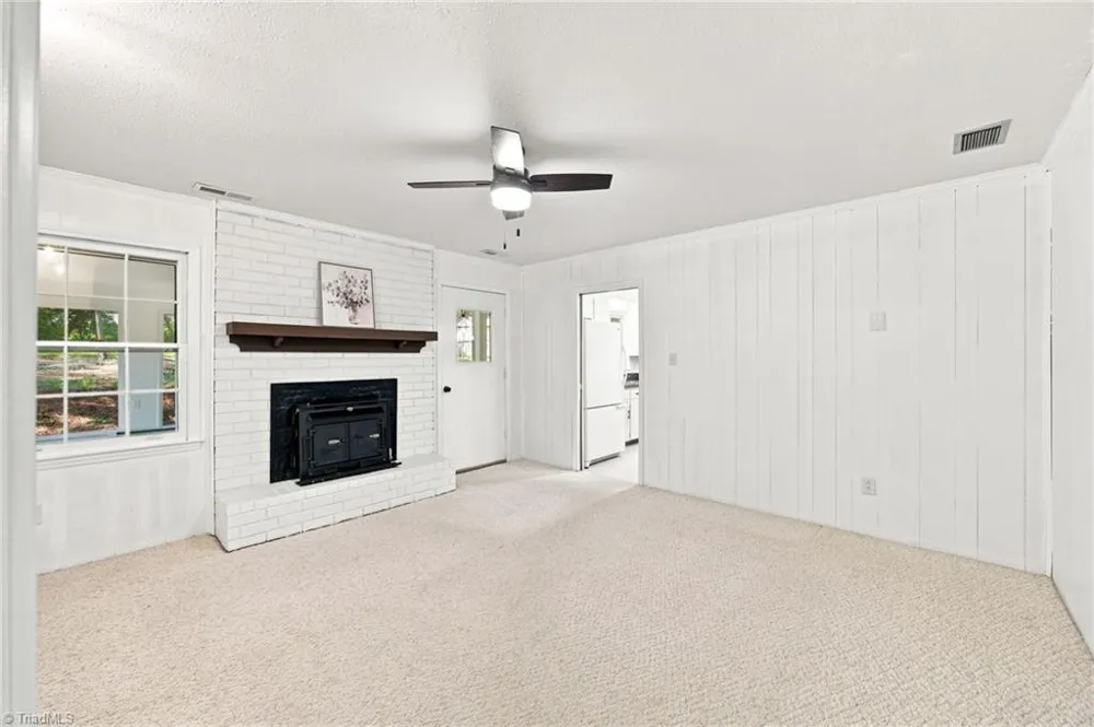1045 S Magnolia Street Mooresville, NC 28115