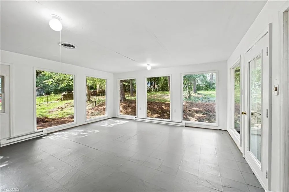 1045 S Magnolia Street Mooresville, NC 28115
