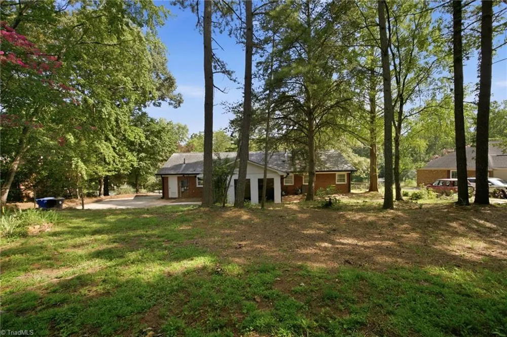 1045 S Magnolia Street Mooresville, NC 28115
