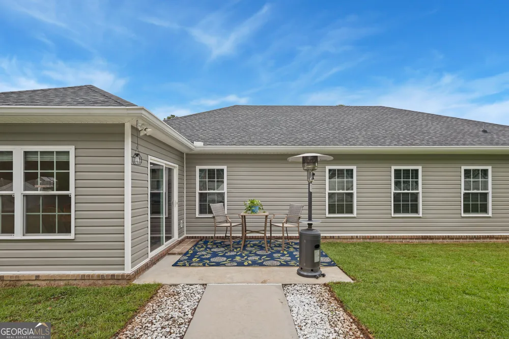 232 Tavern LN Statesboro, GA 30458