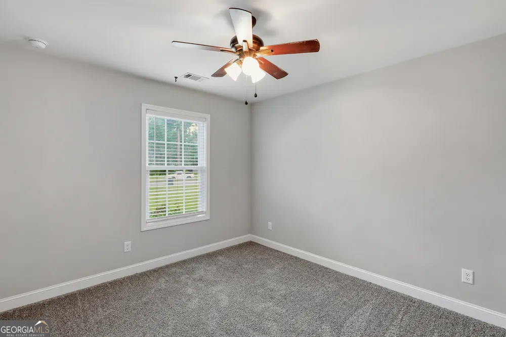 232 Tavern LN Statesboro, GA 30458
