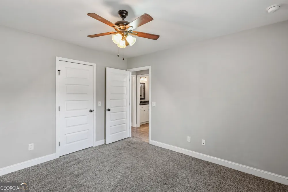 232 Tavern LN Statesboro, GA 30458