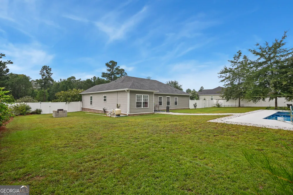 232 Tavern LN Statesboro, GA 30458