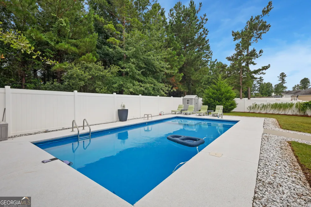 232 Tavern LN Statesboro, GA 30458