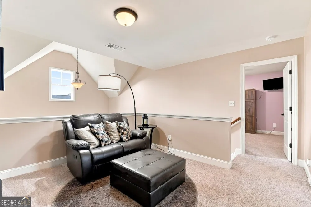 334 Red Cap CIR Jefferson, GA 30549