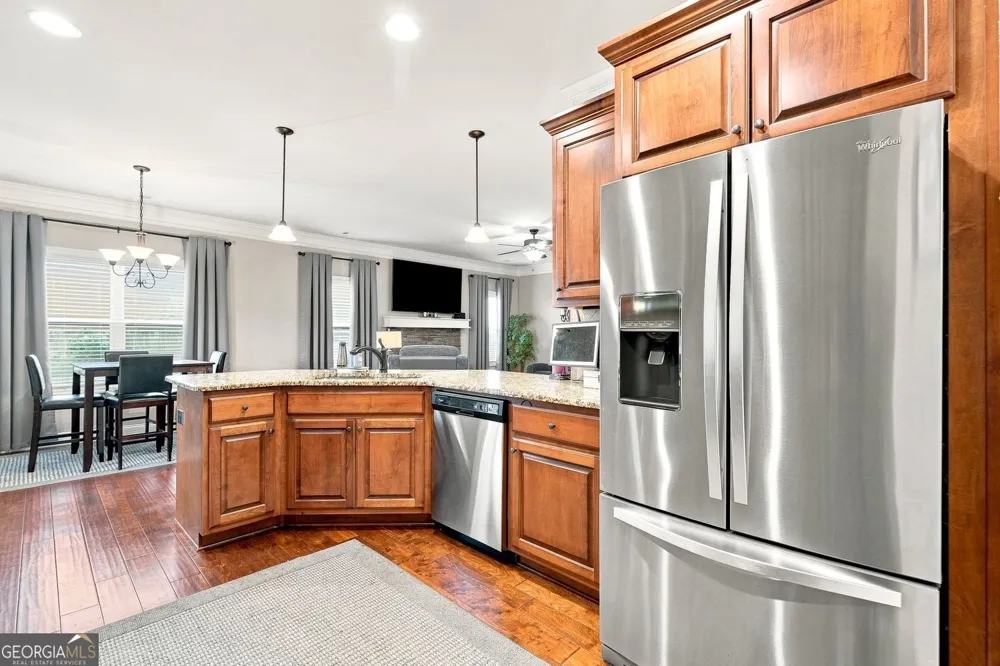 334 Red Cap CIR Jefferson, GA 30549