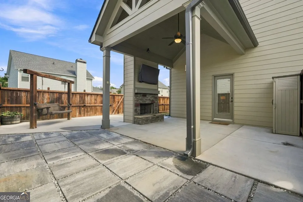 334 Red Cap CIR Jefferson, GA 30549