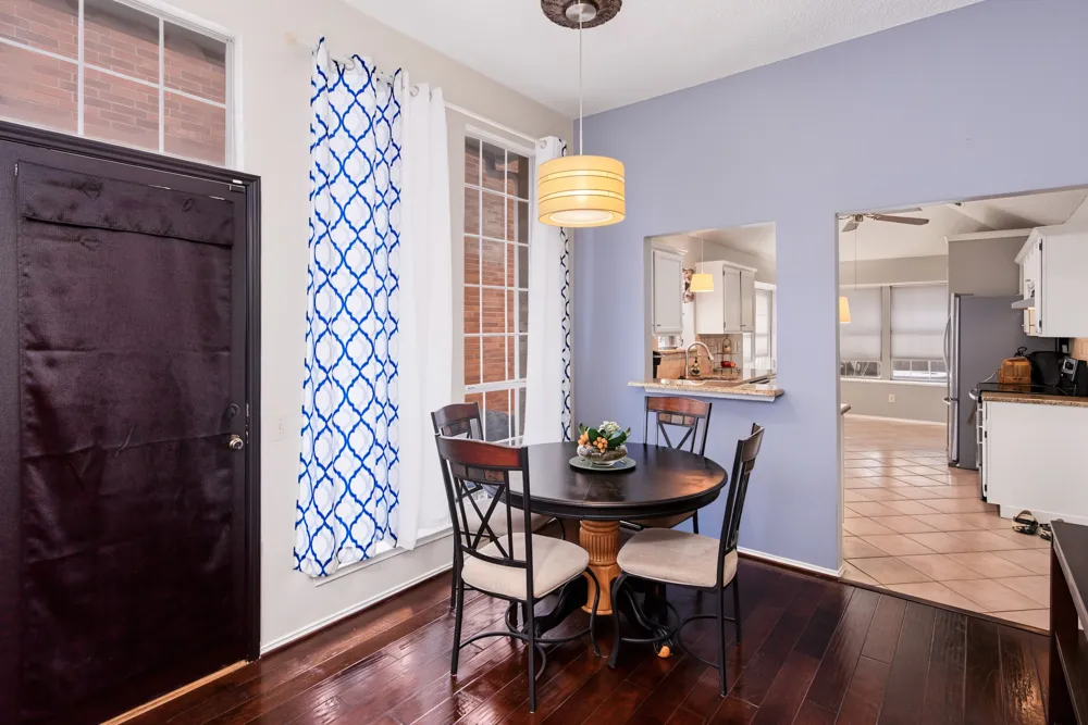 1322 Overlook Drive Lewisville, TX 75067