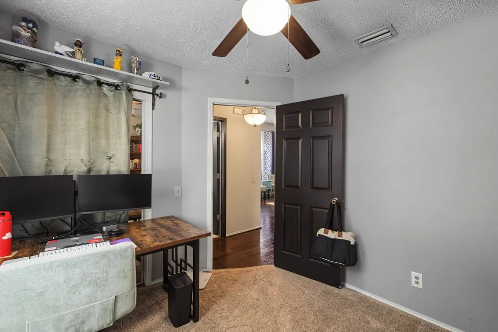 1322 Overlook Drive Lewisville, TX 75067
