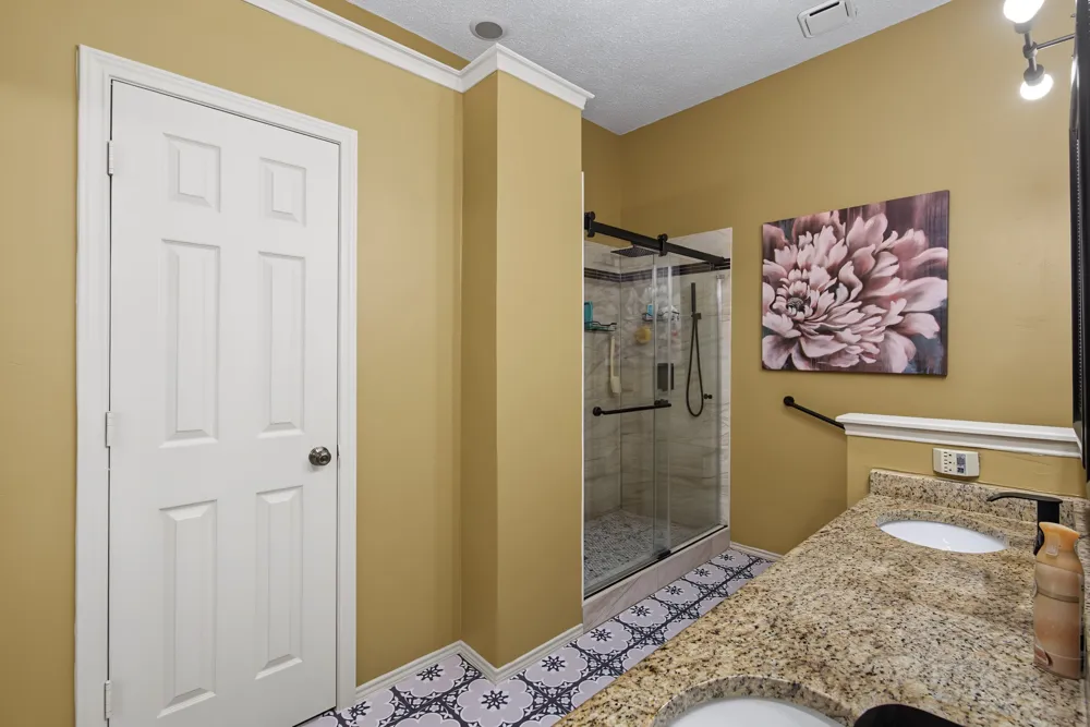 1322 Overlook Drive Lewisville, TX 75067