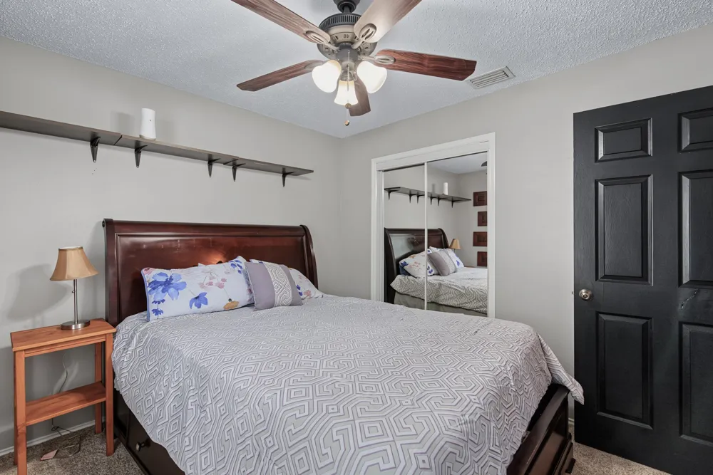 1322 Overlook Drive Lewisville, TX 75067