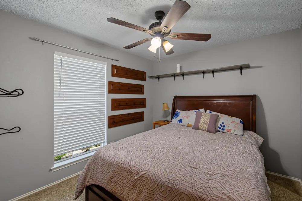 1322 Overlook Drive Lewisville, TX 75067