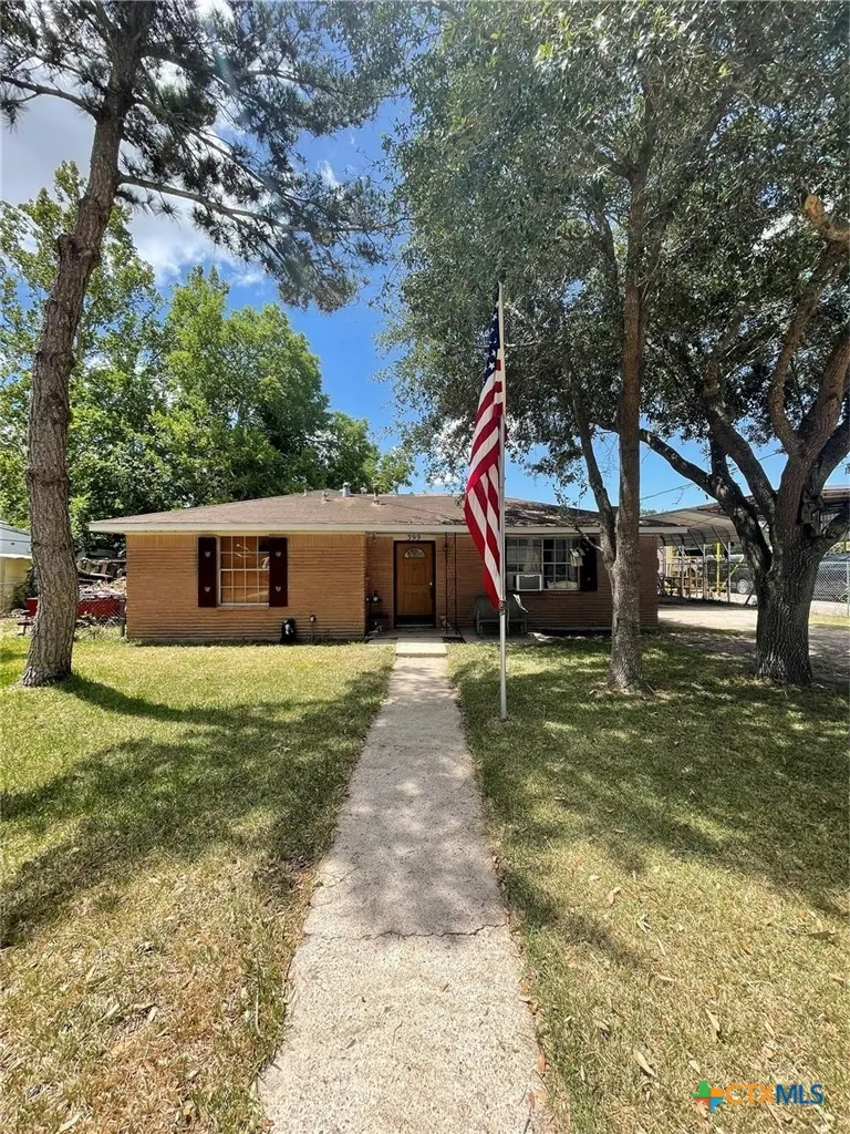 399 Pecan Street Lolita, TX 77971