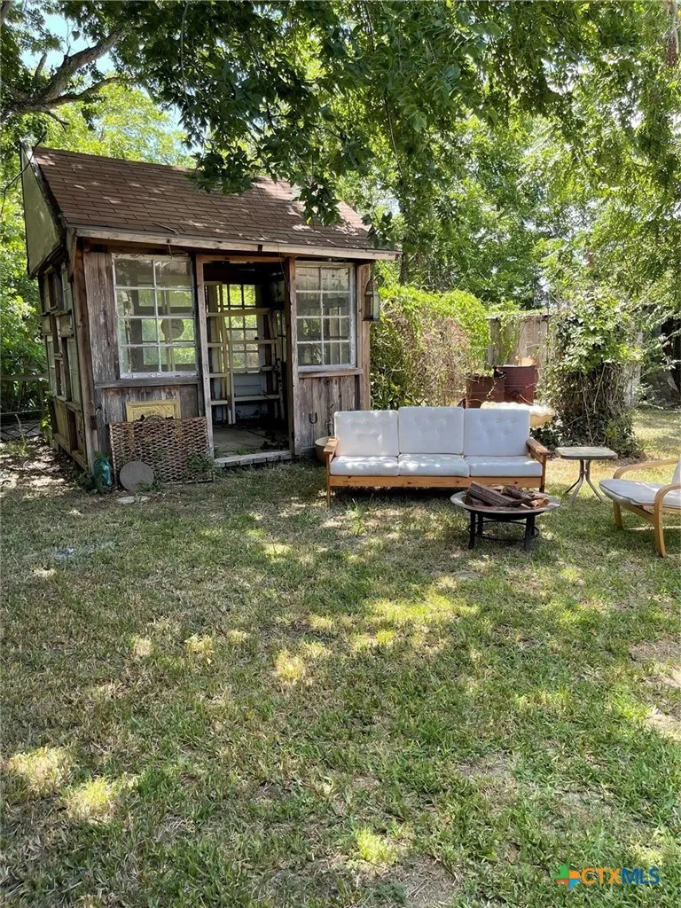 399 Pecan Street Lolita, TX 77971