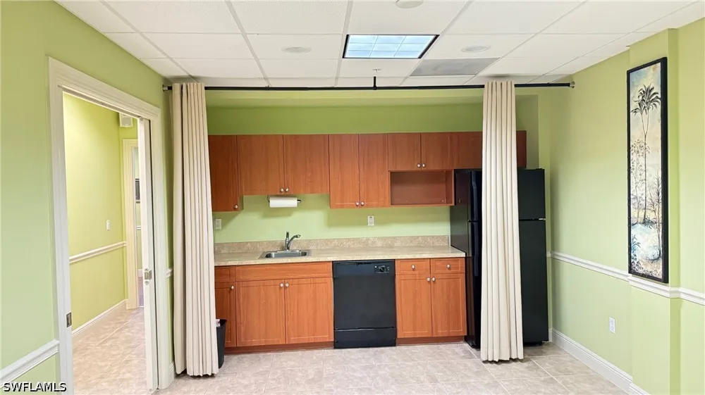 Radio Road #207 Naples, FL 34104