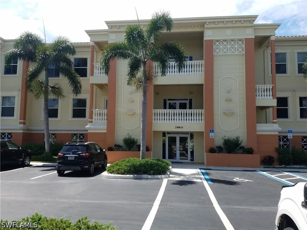 Radio Road #207 Naples, FL 34104