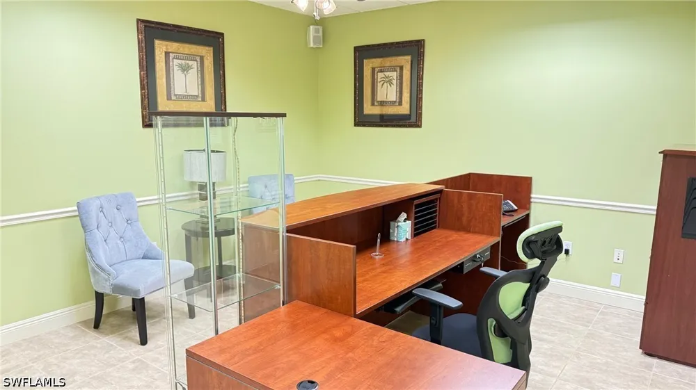 Radio Road #207 Naples, FL 34104