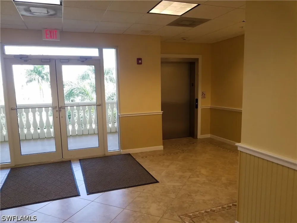 Radio Road #207 Naples, FL 34104