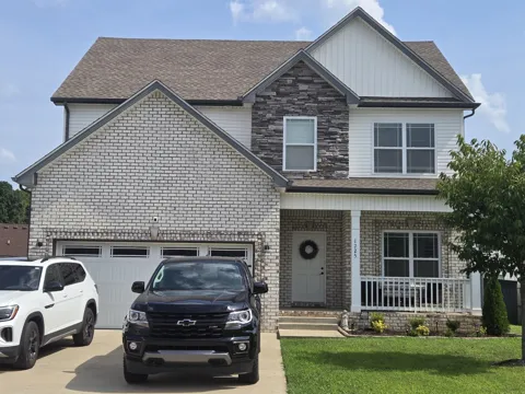 1225 Forsythia Ct