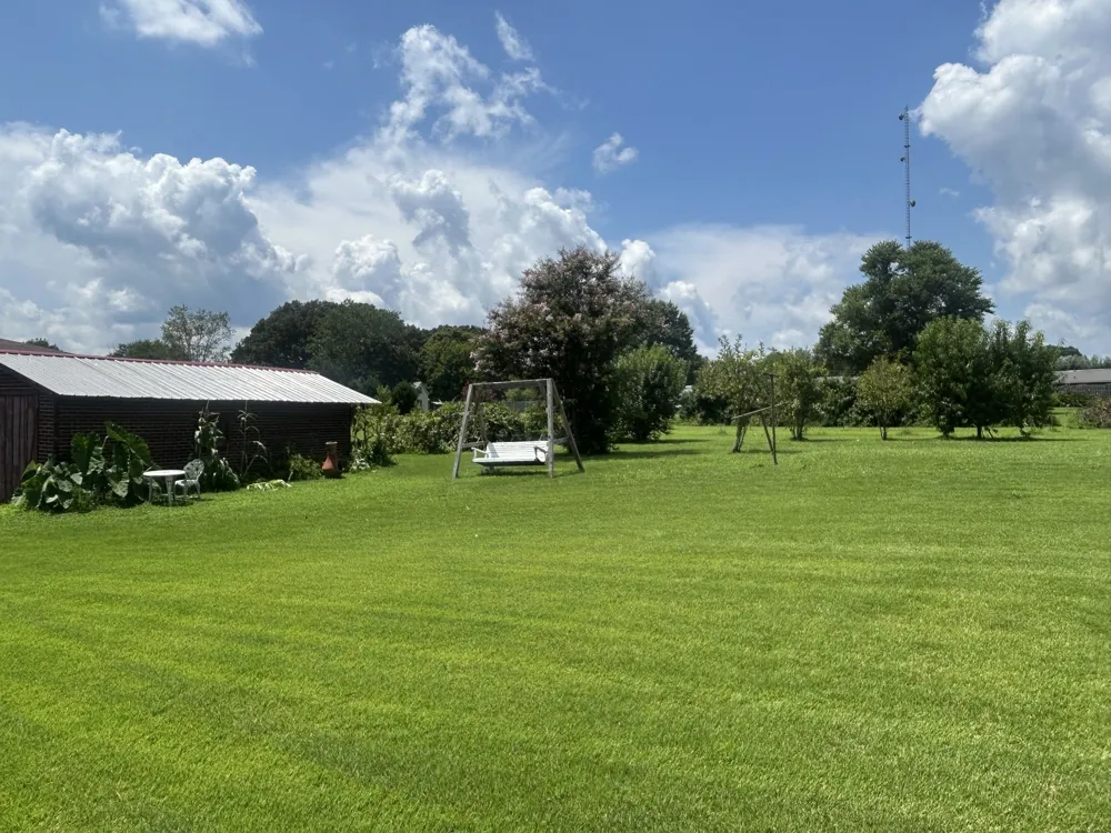2629 Highway 43 S Leoma, TN 38468