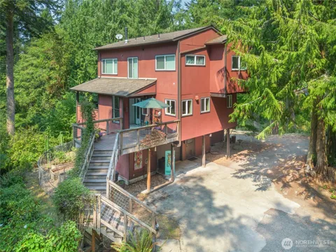2237 Ivy Street
