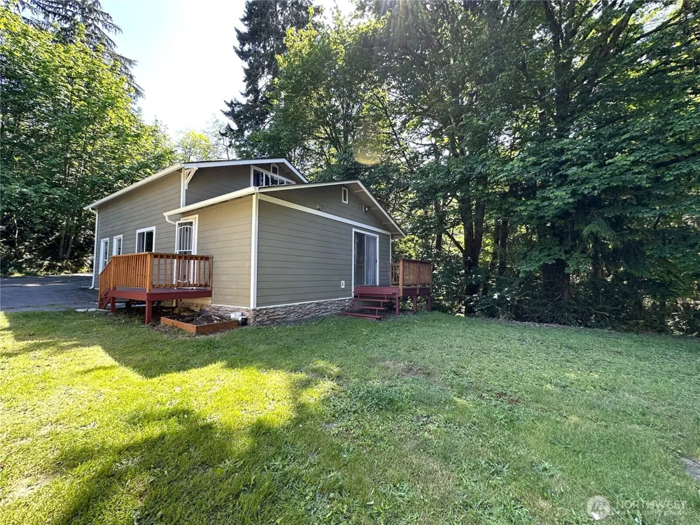 161 E Forest Drive Belfair, WA 98528