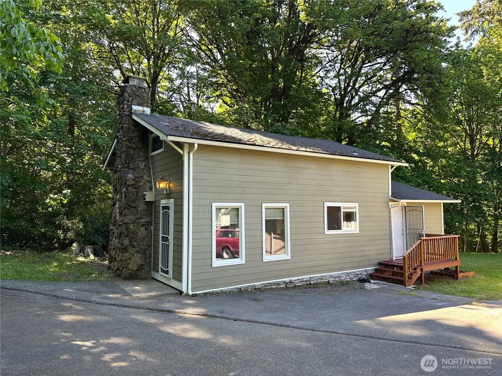 161 E Forest Drive Belfair, WA 98528