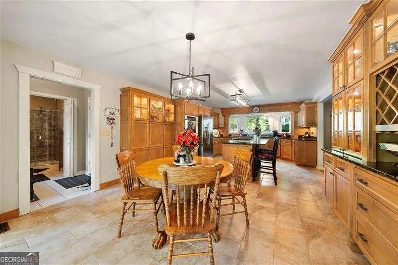31 Fawn Lake TRL NE White, GA 30184