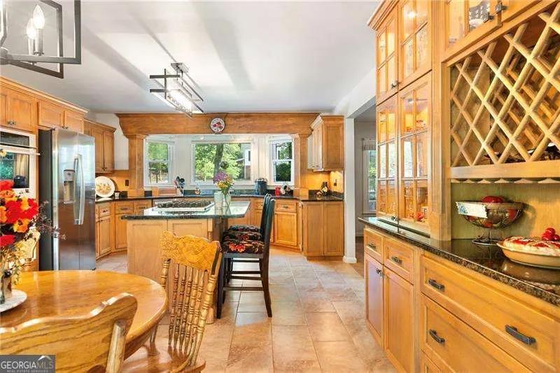 31 Fawn Lake TRL NE White, GA 30184