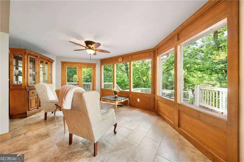 31 Fawn Lake TRL NE White, GA 30184