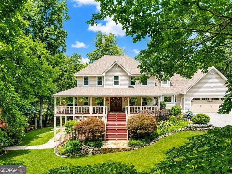 31 Fawn Lake TRL NE White, GA 30184