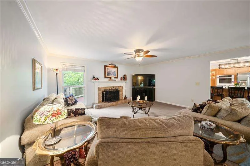 31 Fawn Lake TRL NE White, GA 30184