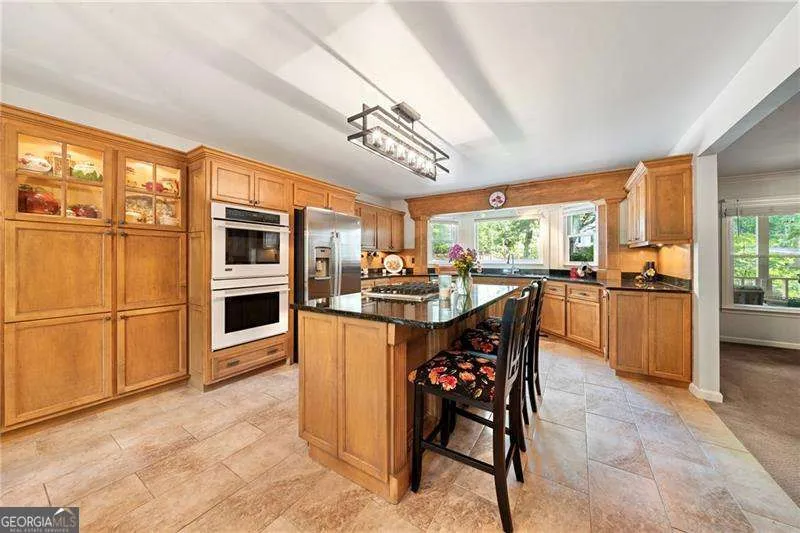 31 Fawn Lake TRL NE White, GA 30184