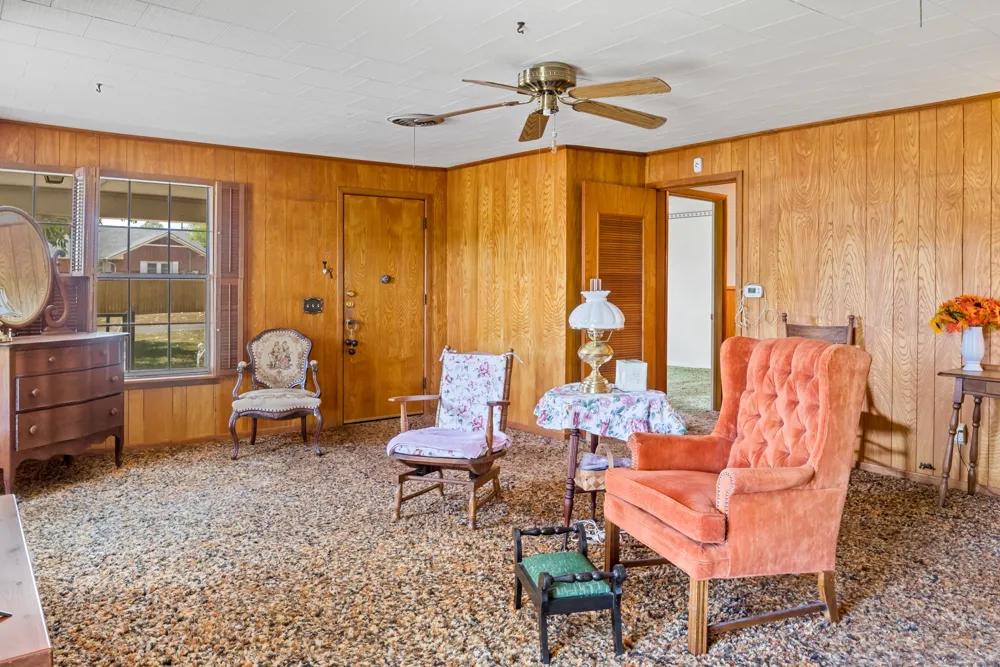 717 E FIRST STREET Hughes Springs, TX 75656
