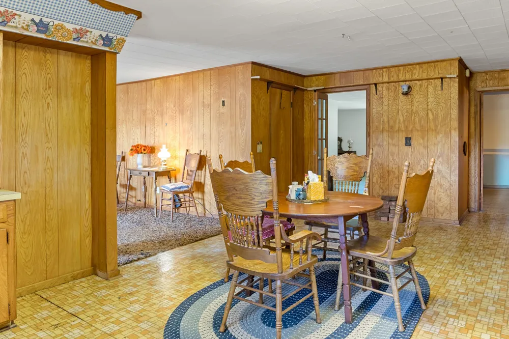 717 E FIRST STREET Hughes Springs, TX 75656