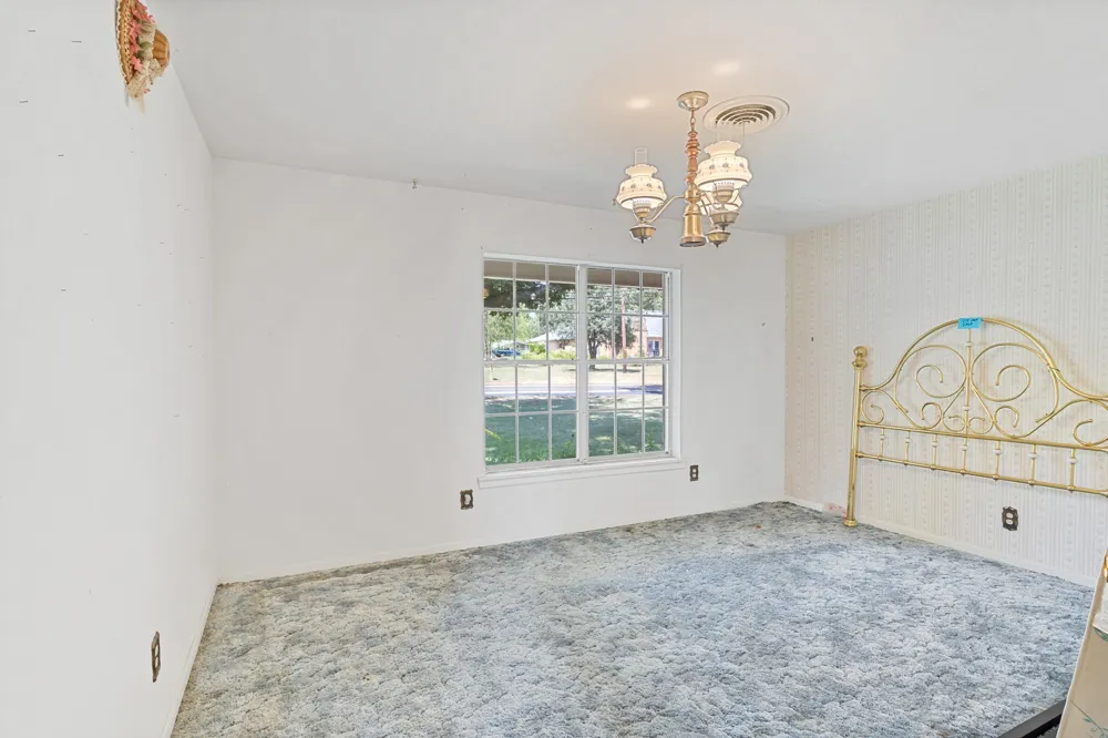 717 E FIRST STREET Hughes Springs, TX 75656