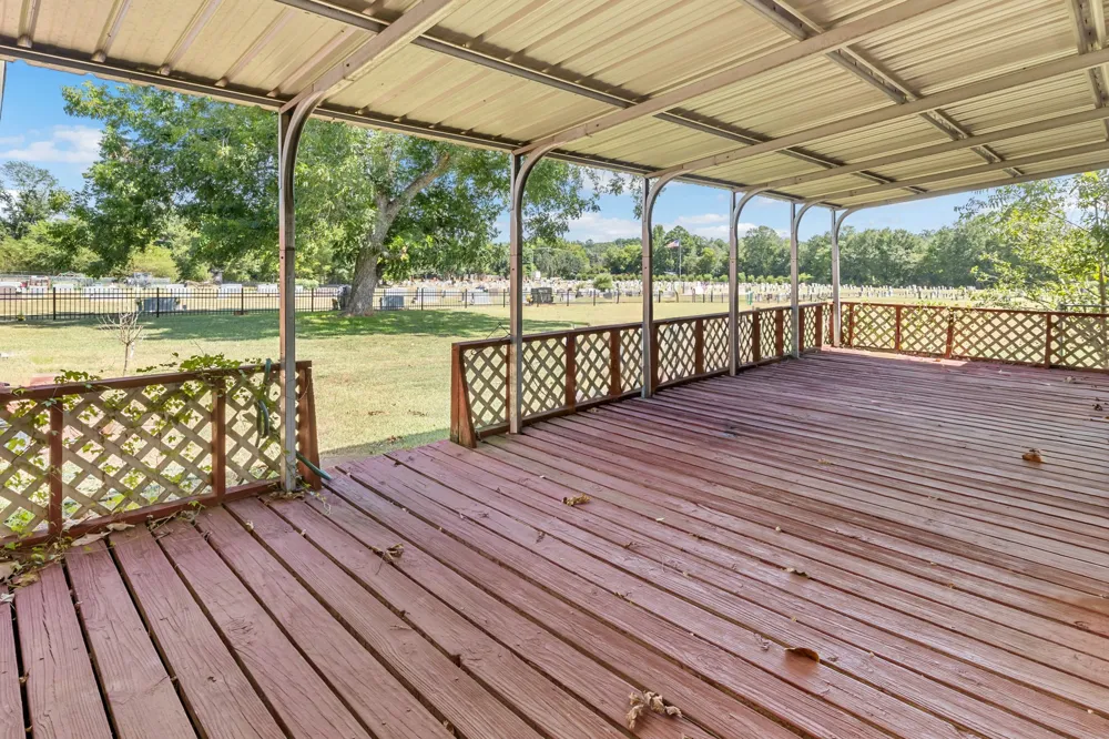 717 E FIRST STREET Hughes Springs, TX 75656