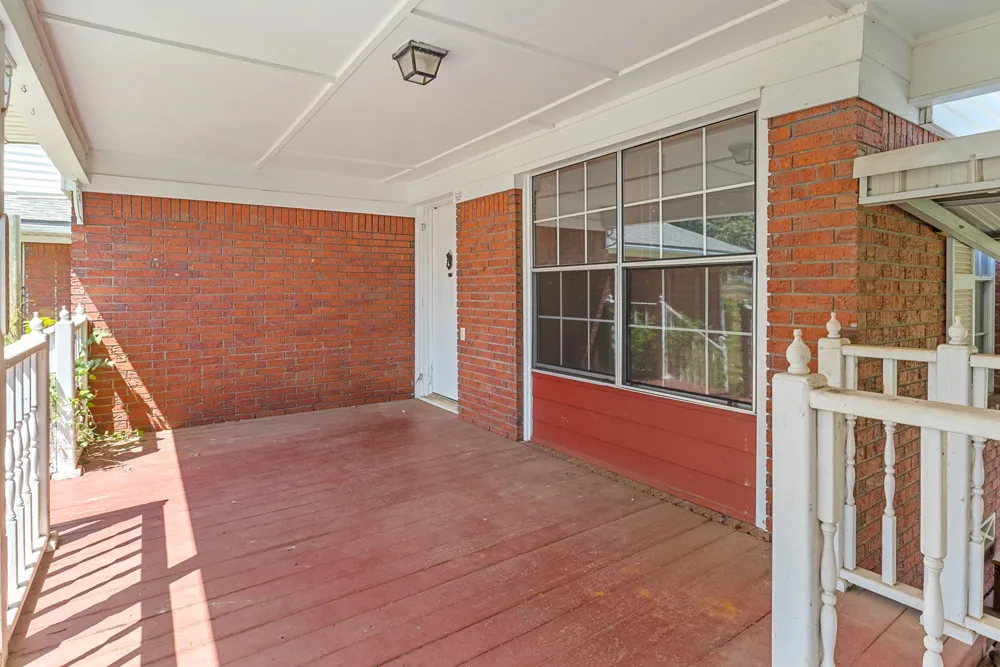 717 E FIRST STREET Hughes Springs, TX 75656