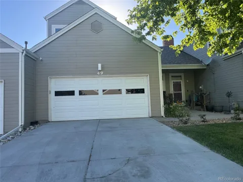 15555 E 40th Avenue #49
