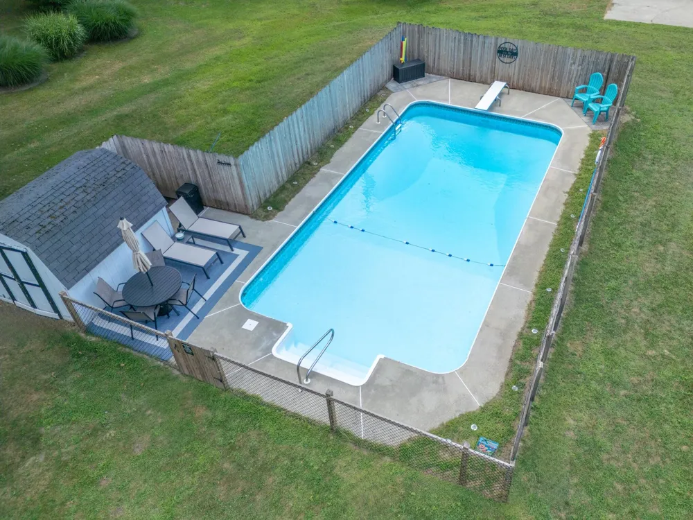 54348 Twin Lakes Road Dowagiac, MI 49047
