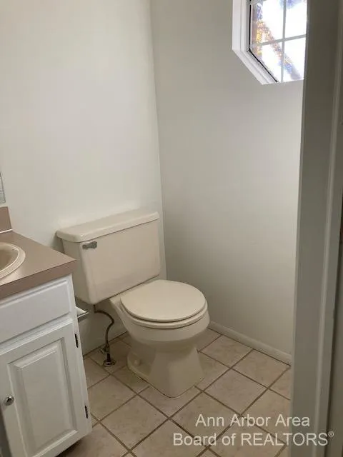 3502 Burbank Drive Ann Arbor, MI 48105