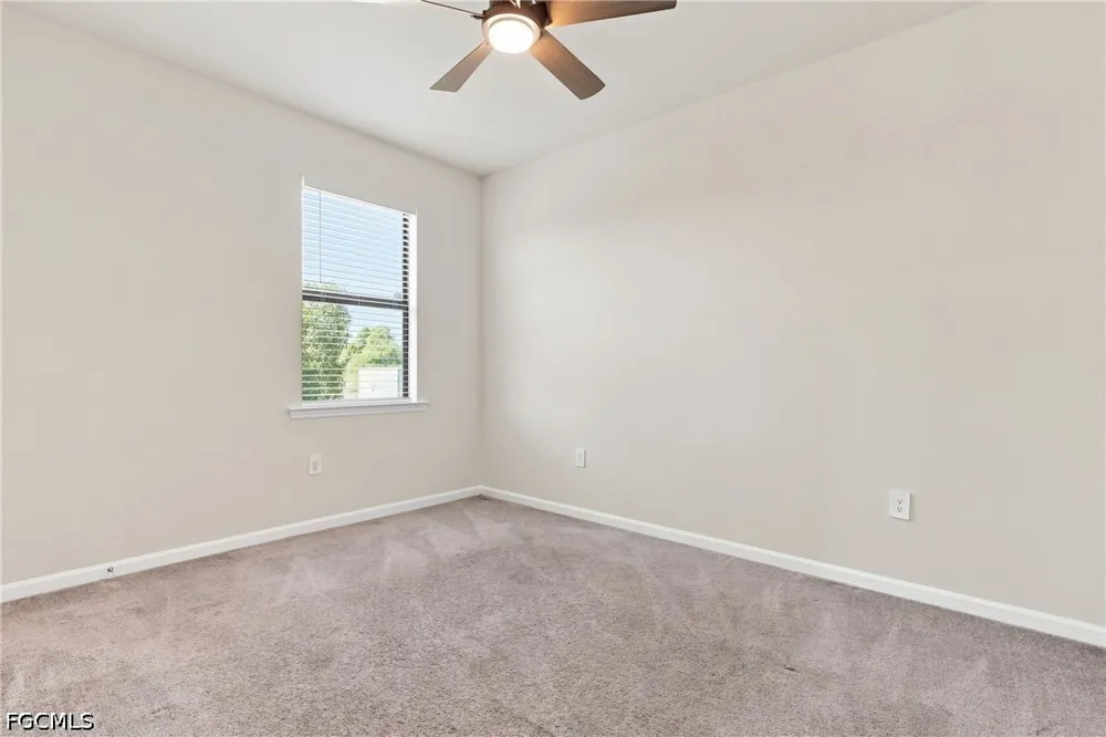E Hampton Circle Alva, FL 33920