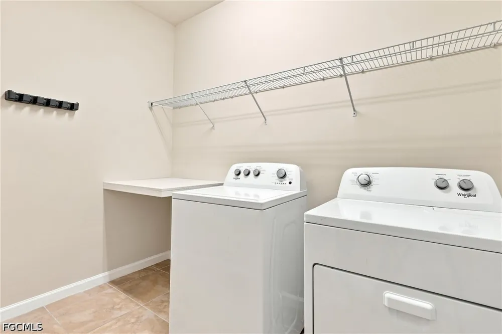 E Hampton Circle Alva, FL 33920
