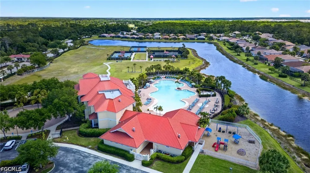 E Hampton Circle Alva, FL 33920