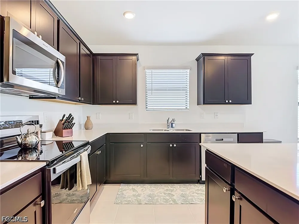 Caloosa Cove Drive Labelle, FL 33935