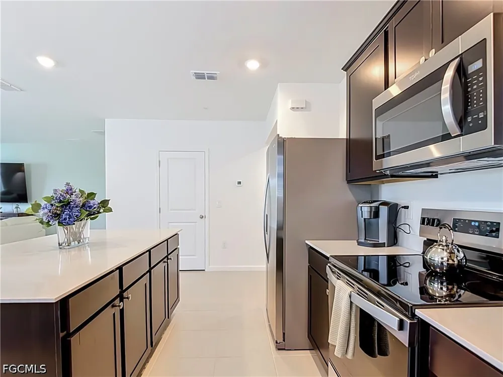 Caloosa Cove Drive Labelle, FL 33935