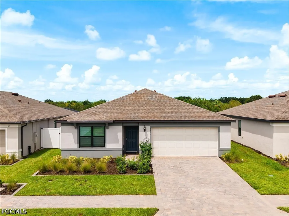 Caloosa Cove Drive Labelle, FL 33935