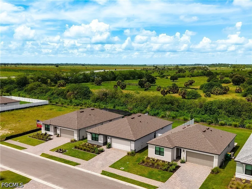 Caloosa Cove Drive Labelle, FL 33935